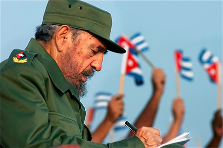 Fidel, una historia, cinco miradas